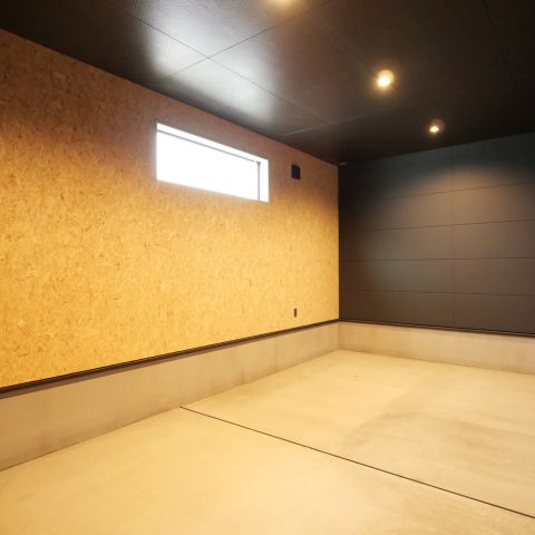 【施工事例】K様邸　愛車と暮らす大人のガレージハウス アイキャッチ画像